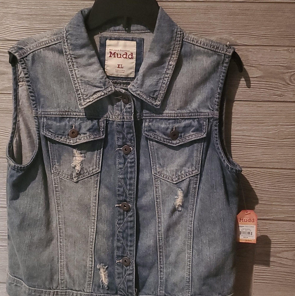 Demim vest, size Juniors XL, NWT